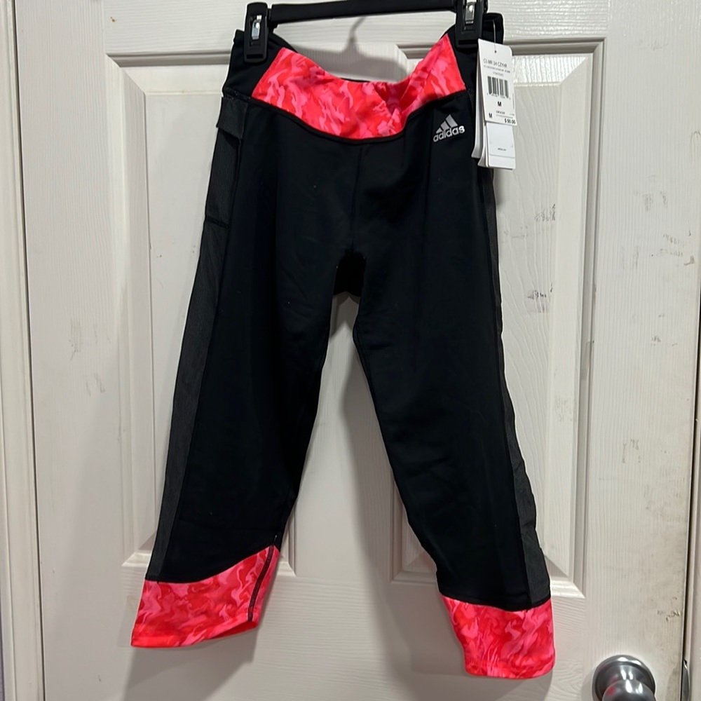 Medium Adidas climalite capris leggings
